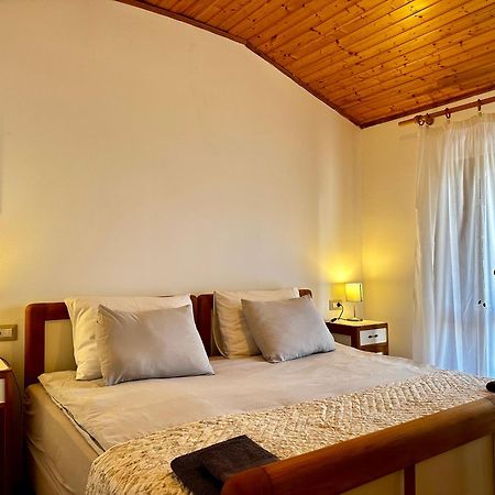 Апартаменты Casa Rustica Buici  Экстерьер фото