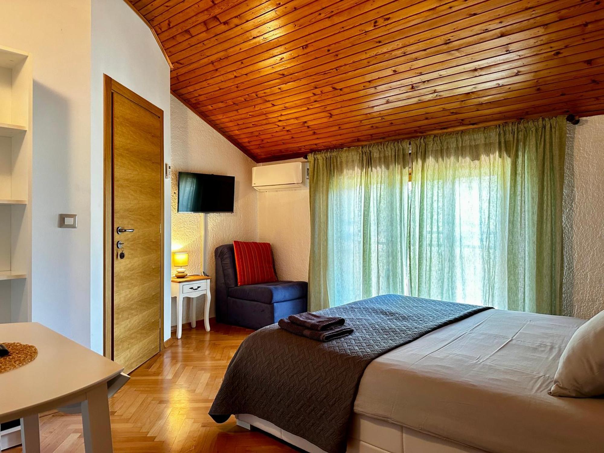 Апартаменты Casa Rustica Buici  Экстерьер фото